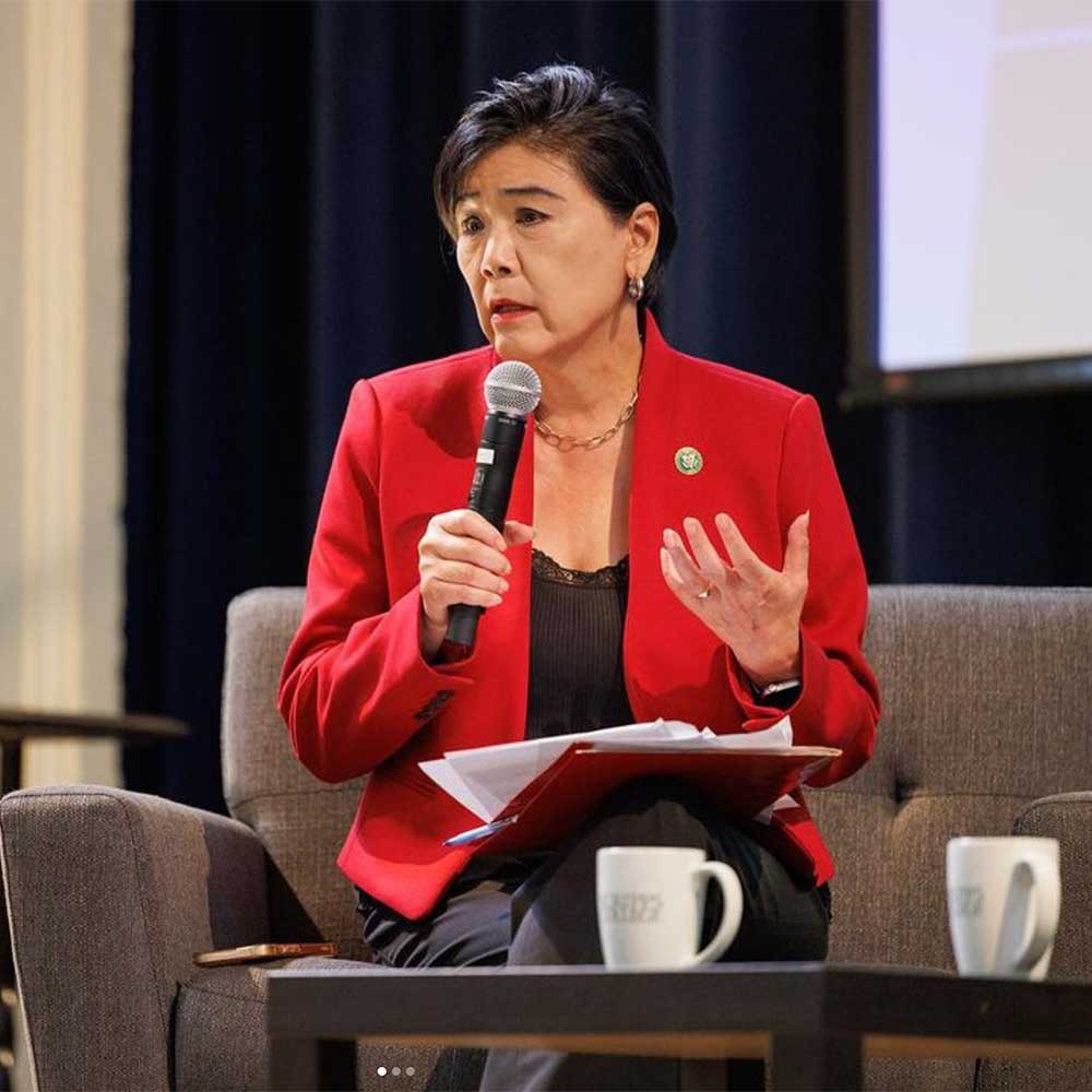 Judy Chu speaking at a Laspa Center sponsored event